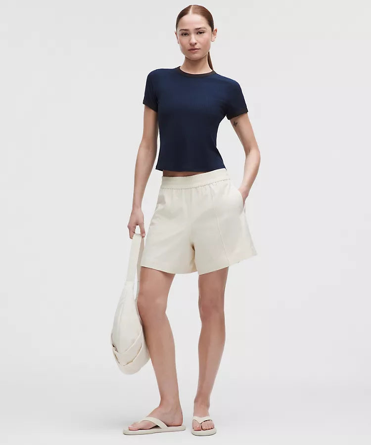 Breezily Mid-Rise Short 6"