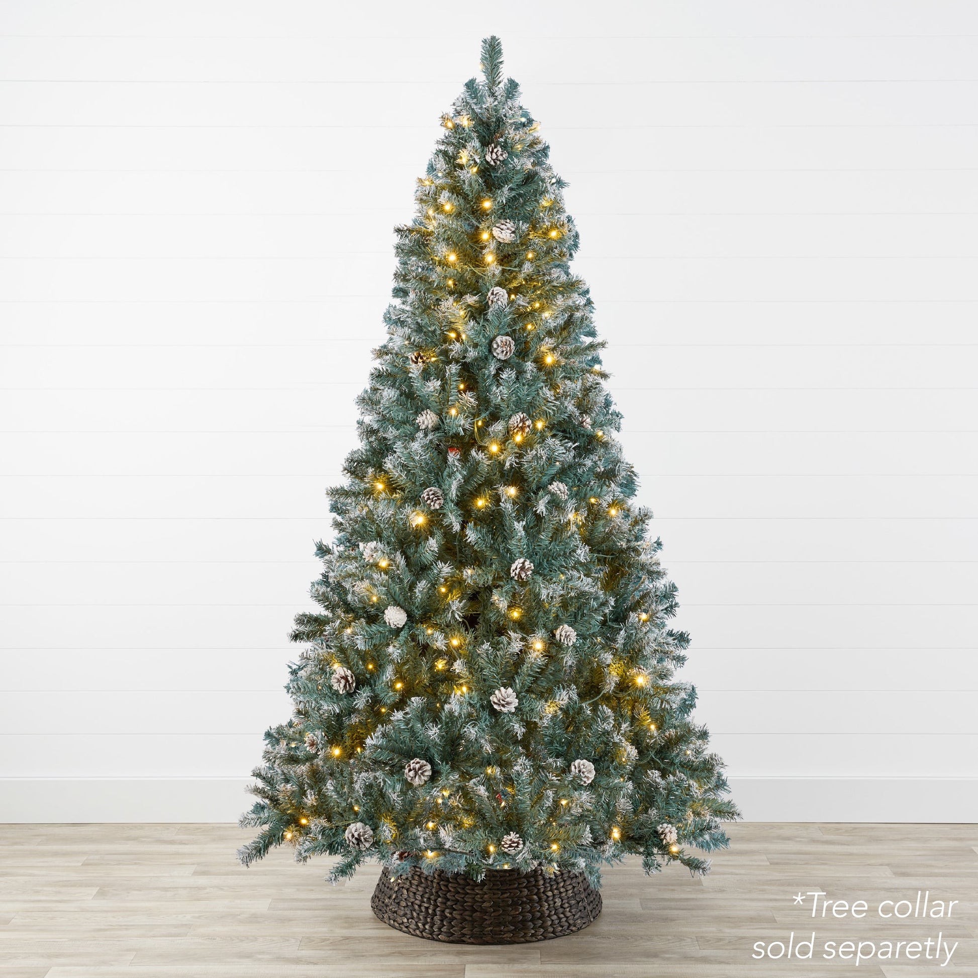 Pre-Lit Pre-Decorated Christmas Tree w/ Flocked Tips, Pinecones
